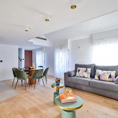 Apartment 43 Mezzanine 5pers Madeleine Gallerie La Fayette Paris